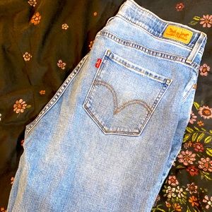 Levi’s 525 Straight Leg Women’s Jeans